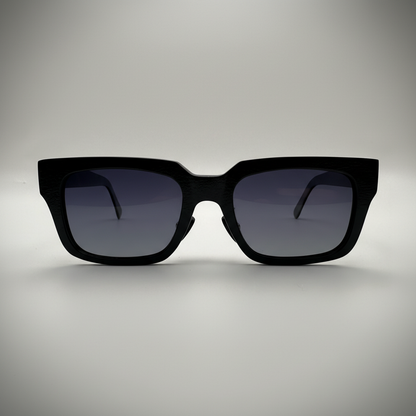 Olivencia ARVEN · NOX handcrafted black horn sunglasses with dark gradient lenses.